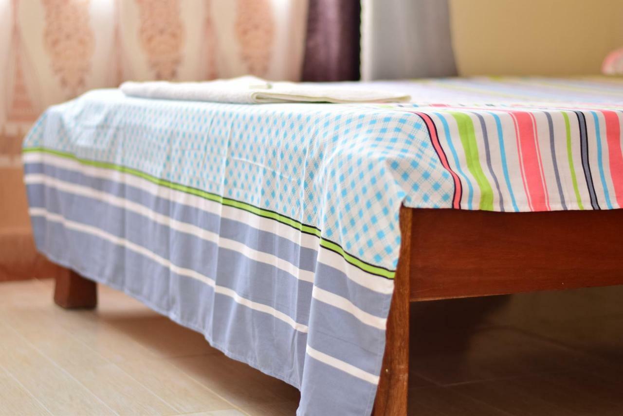Joy Comfort Homestay Найроби Экстерьер фото
