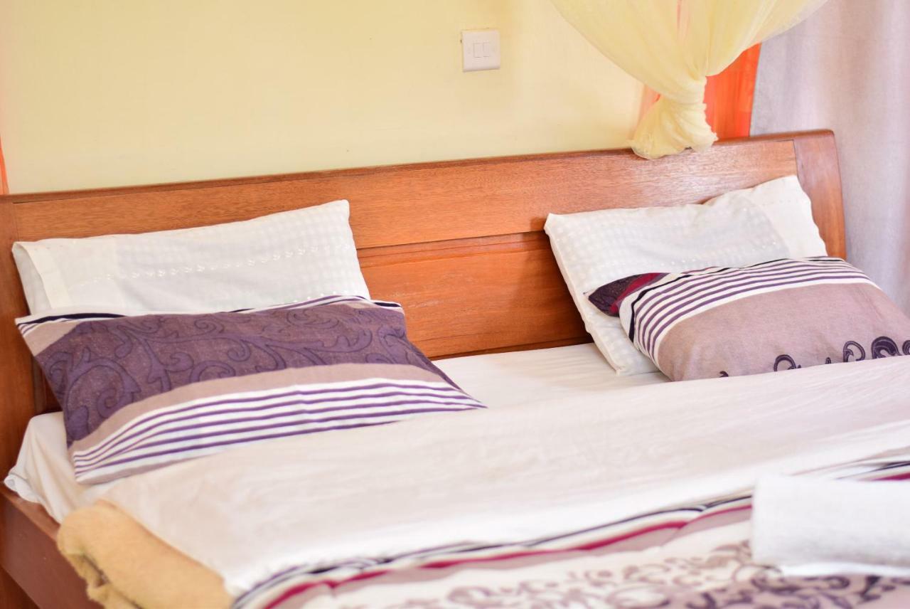 Joy Comfort Homestay Найроби Экстерьер фото