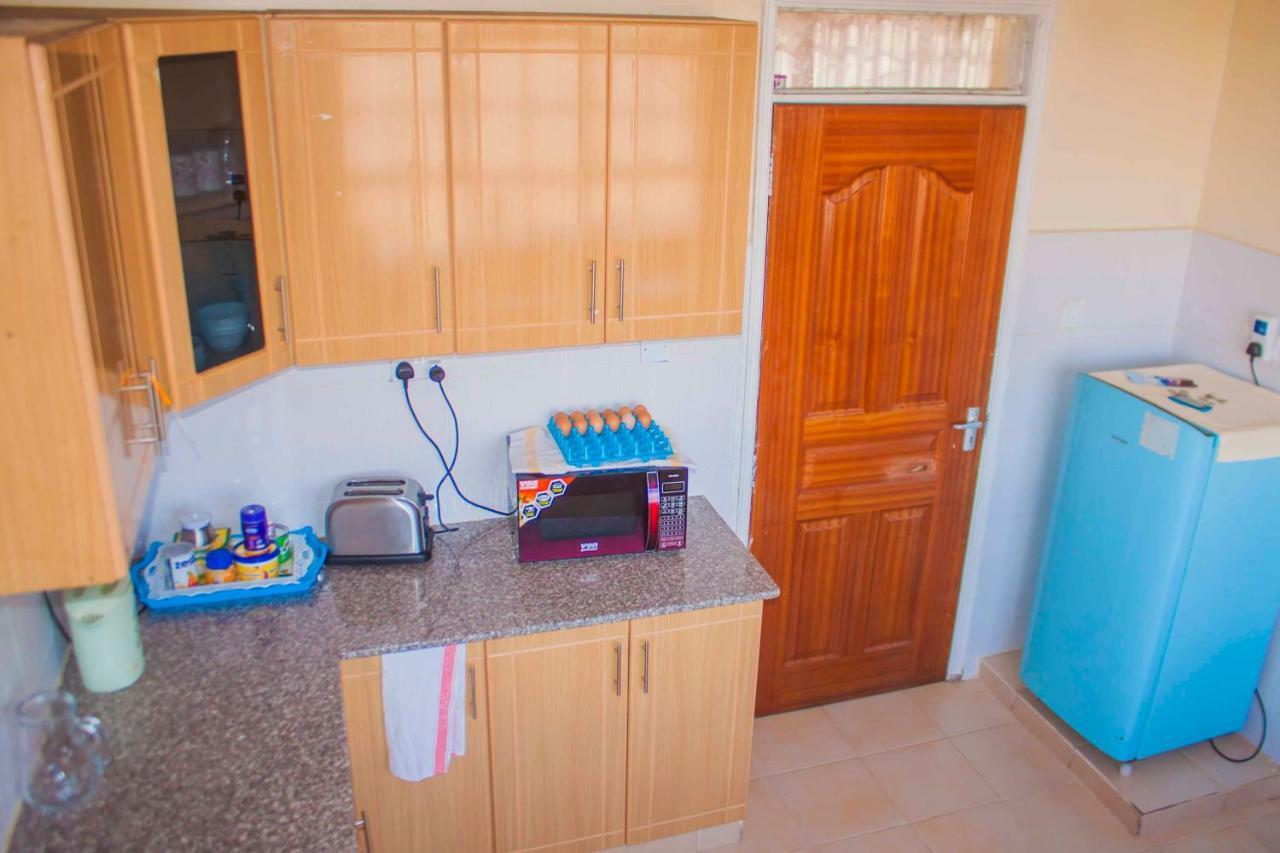 Joy Comfort Homestay Найроби Экстерьер фото